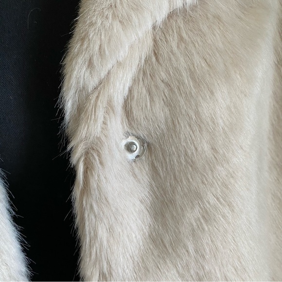 A New Day Faux Fur Coat. Cream. XS - Picture 3 of 7